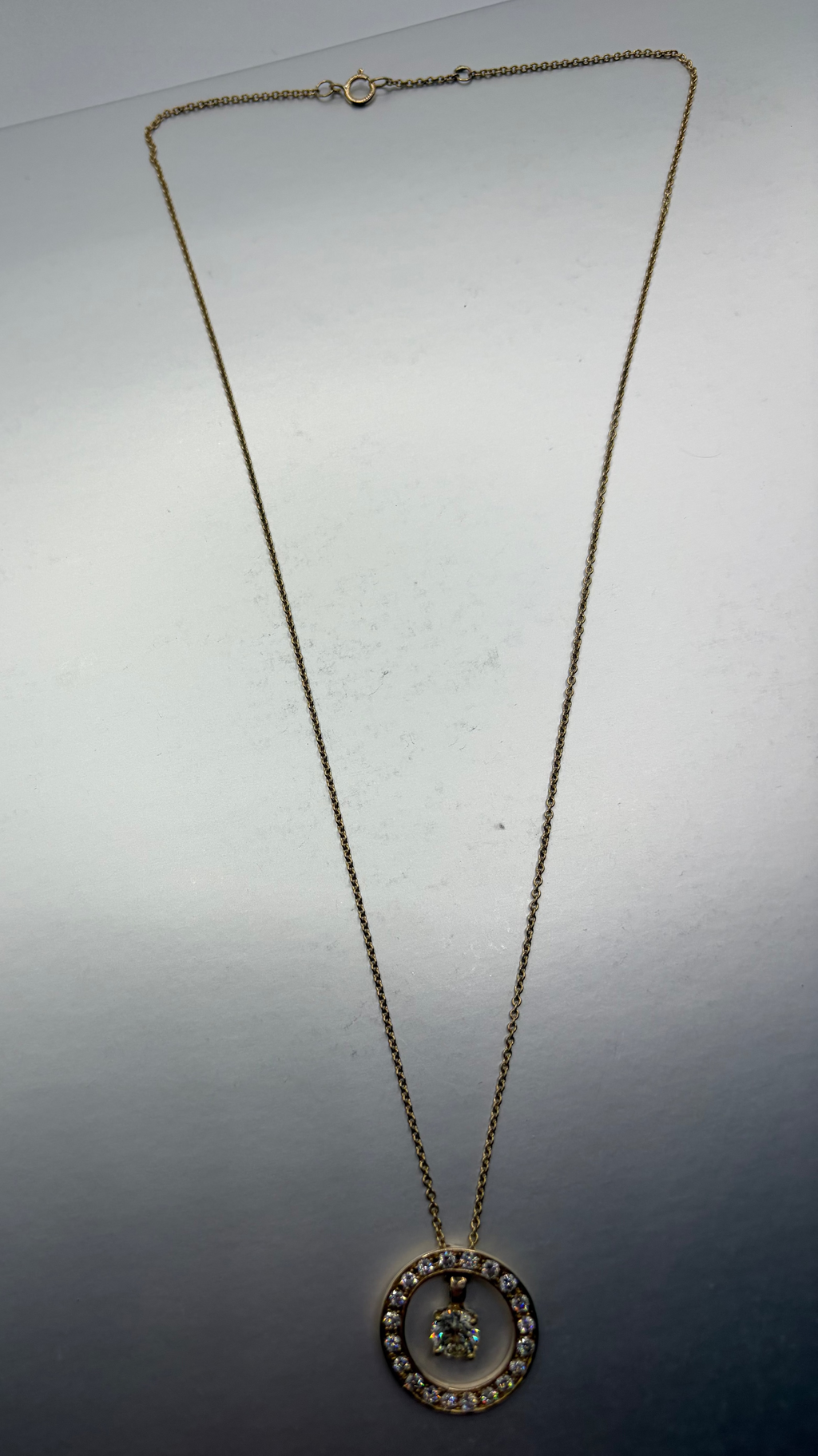 Infinite glow 9ct diamond pendant